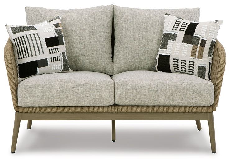 Swiss Valley Loveseat w/Cushion