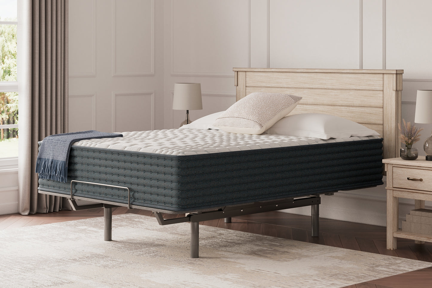 Ashley Express - Hybrid 1300  Mattress